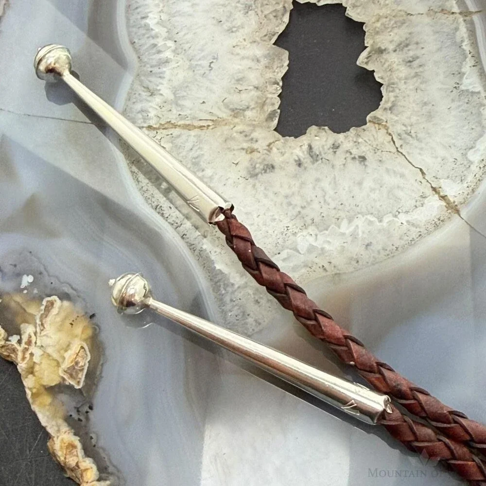 Vintage Native American Silver Round 2 Leaf Branches Decorated Bolo Tie For Men